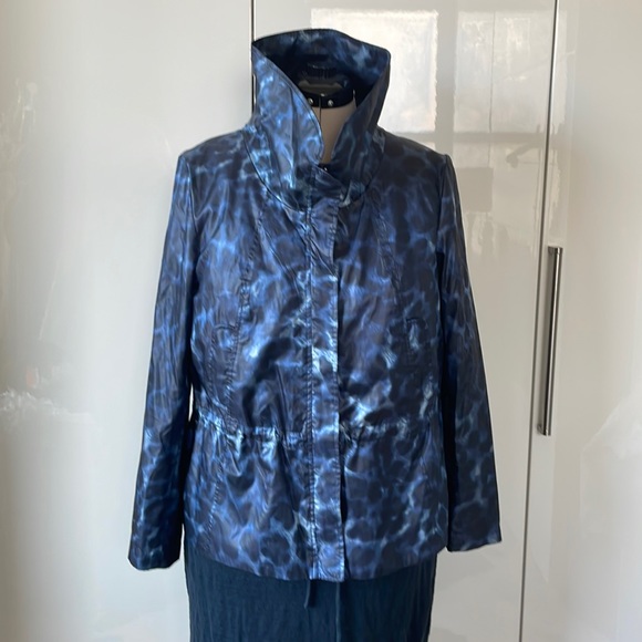 ANN TAYLOR Windbreaker Color-Blue/Black Size-Large EUC - Picture 3 of 8